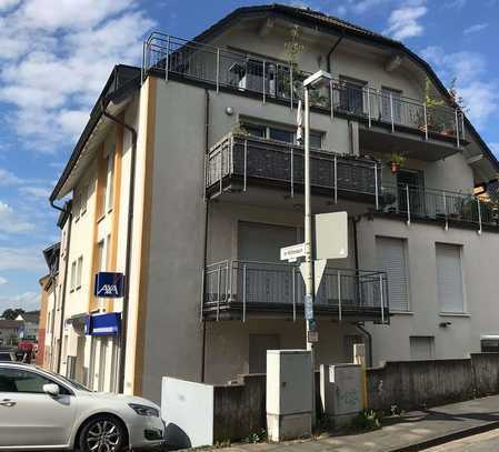 BN-Lengsdorf: 2-Raum-Büro / Ladenlokal im EG mit kleiner Terrasse hinten raus + Stellplatz