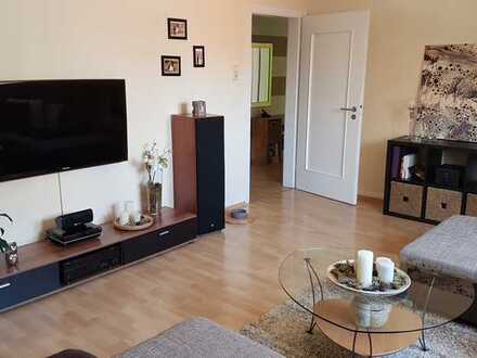 Große helle Wohnung in zentraler Lage