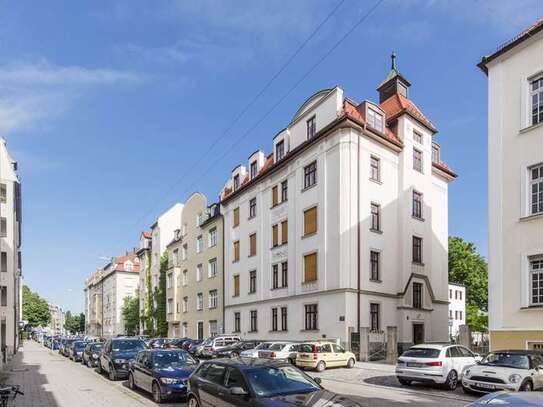 5 Zimmer-DG-Wohnung mit Dachterrasse in Schwabing