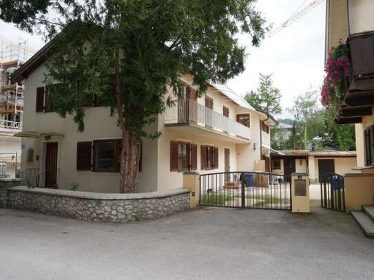 Schönes, geräumiges Haus mit sechs Zimmern in Berchtesgadener Land (Kreis), Bad Reichenhall