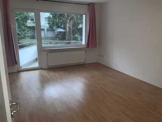 Stilvolle 1-Zimmer-Wohnung mit Balkon und Einbauküche in Wuppertal