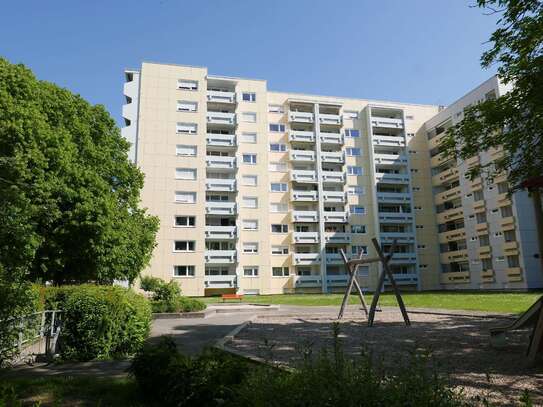 Attraktive 3-Zimmer-Wohnung mit Balkon und Garage in ruhiger Ortsrandlage von Möhringen