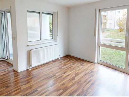 Komplett möblierte Erdgeschosswohnung in ruhiger Lage