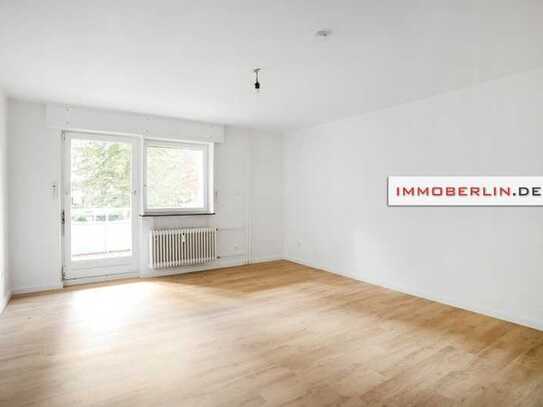 iIMMOBERLIN.DE - Sehr angenehme Wohnung mit Westloggia + Pkw-Stellplatz in Toplage