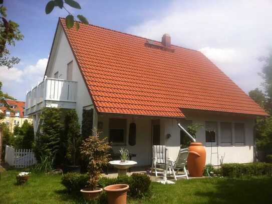 Freistehendes Einfamilienhaus mit zusätzlicher Einliegerwohnung