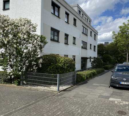 3-Zimmer-Souterrain-Wohnung in Bonn-Ippendorf+Terasse