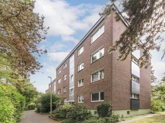 Lichtdurchflutete 3-Zimmer-Etagenwohnung mit Balkon in Liblar