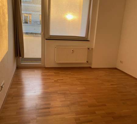 Schöne 1-Zimmer Wohnung mit Balkon - ab 01.01.25 frei