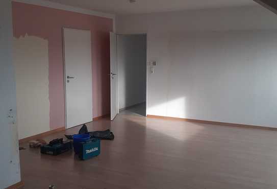 Großzügige 2-Zimmer-DG-Wohnung in Dortmund-Hörde