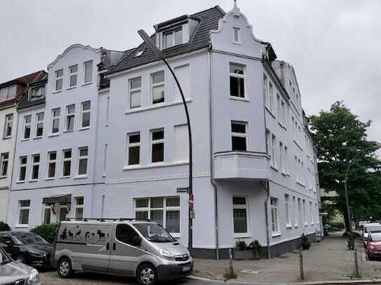 4 Zimmer Altbauwohnung in Top Zustand mit Blick in den Park