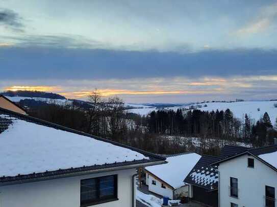 Neuwertige 2-Zimmer-Wohnung mit wundervollem Balkon und EBK in Waldkirchen