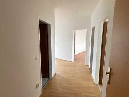 Schöne 3 Zimmer-Wohnung mit Balkon in Duisburg!
