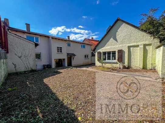 Einfamilienhaus mit ELW, Innenhof und Garten in Oestrich-Winkel