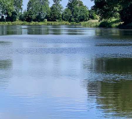 zwei Doppelhaushälften mit größem Grundstück am Nord-Ostsee-Kanal