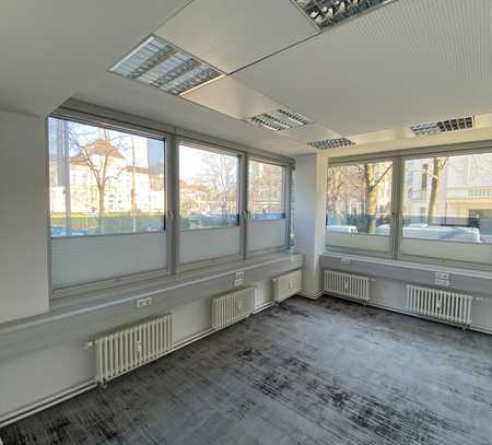 Büro im EG mit ca. 300 m² City West zu vermieten