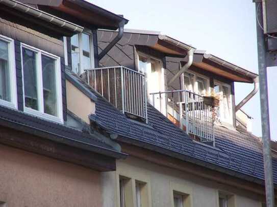 Maisonette Wohnung im Dachgeschoss --- kleiner Balkon --- sep. Küche --- Essbereich ---