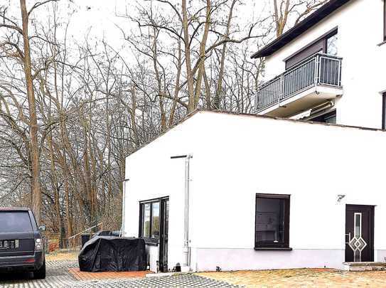 Ansprechende 2 ZW mit Terrasse, Stellplatz, in beliebter Lage