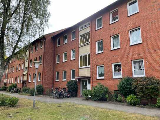 Gepflegte 2,5-Zimmer Wohnung mit großem Balkon