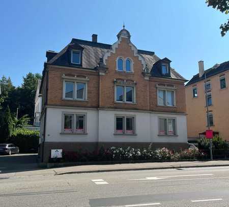 Helle & zentral gelegene Bürofläche in gepflegtem Jugendstil-Altbau