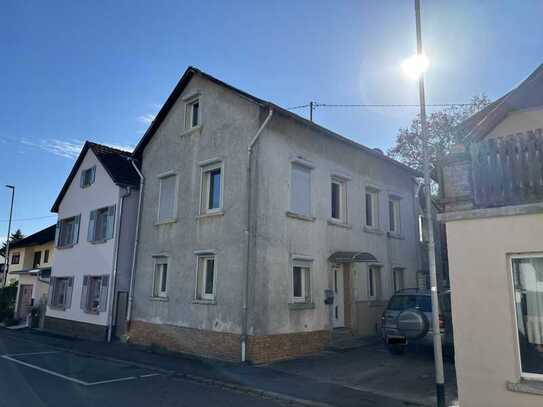 Sanierungsbedürftiges Haus in Rümmelsheim – Ihre Chance auf ein erschwingliches Eigenheim