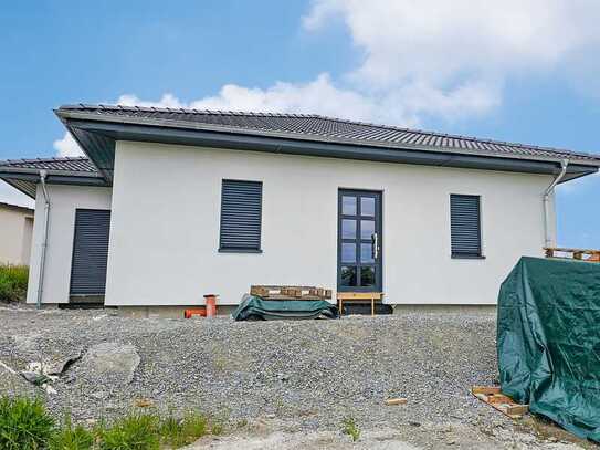 Neu gebautes Einfamilienhaus als Ausbauhaus in Roßleben