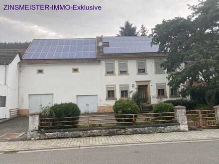 Einfamilienhaus mit großer Photovoltaikanlage