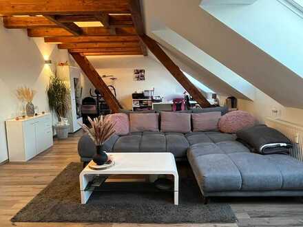 Traumhafte Dachgeschoss Wohnung !!!M.I.B. Immobilien!!!