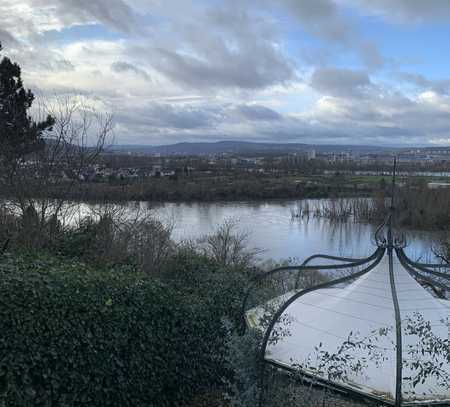 Exklusives Einfamilienhaus mit unverbautem Rheinblick in Vallendar