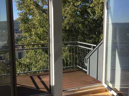 Eine schicke Maisonette 1,5 - ZKB-Dachterrasse sucht einen netten Mieter.
