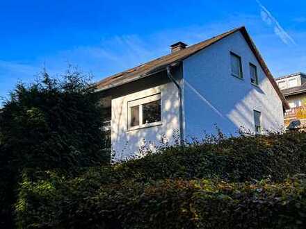 Mehrfamilienhaus mit 3 Parteien in guter und ruhiger Lage