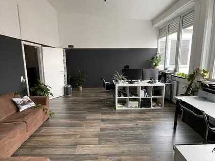 Büro/Praxis in Zentral gelegenen Gewerbeobjekt