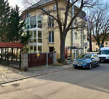 Laubegast. Bezugsfreie 2-Zimmer-Wohnung mit Wintergarten und Tiefgarage.