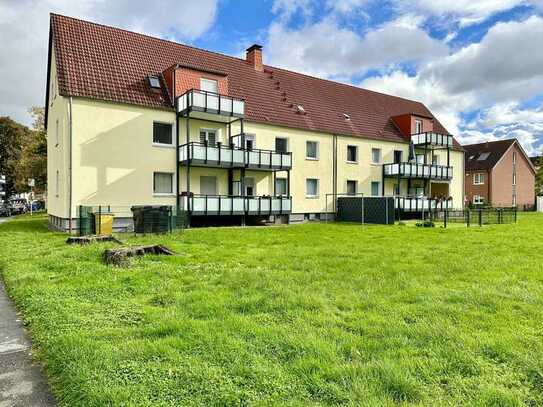 Lichtdurchflutete 3-Zimmer-Dachgeschosswohnung mit großer Wohnküche und tollem Balkon!