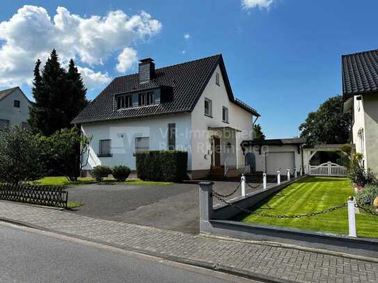 Repräsentatives Zweifamilienwohnhaus im Herzen von Lohmar