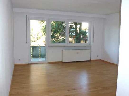 Schöne 1,5-Zimmer-Wohnung mit Balkon und Einbauküche in Darmstadt-Eberstadt