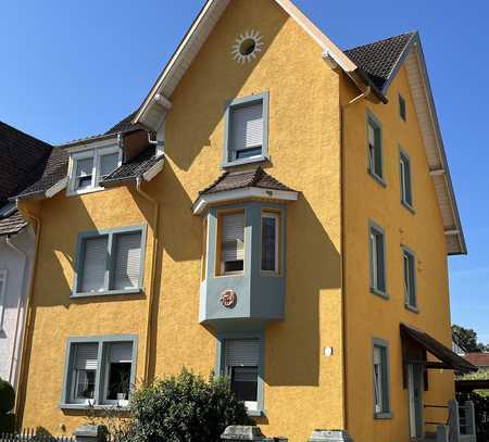 Mehrfamilienhaus (3 Wohneinheiten) in Singen (Hohentwiel) in top zentraler Lage