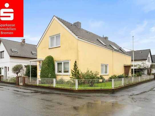 Solides Zweifamilienhaus mit Garage in beliebter Lage von Fähr-Lobbendorf