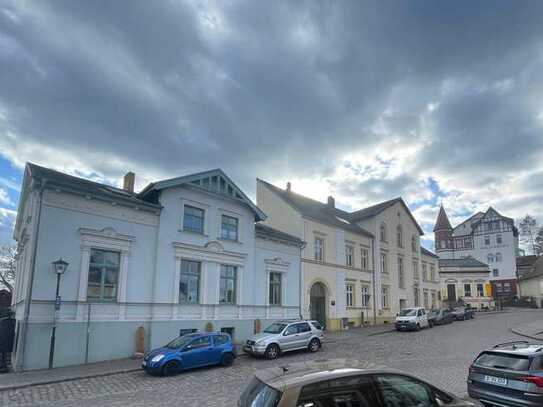 3-Zimmer-Wohnung im Stadtzentrum am See