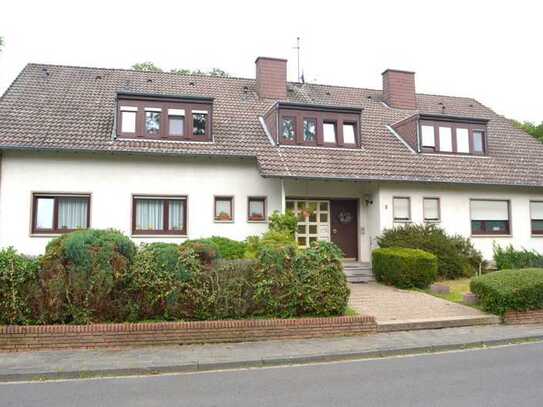 Mehrfamilienhaus in verkehrsberuhigter Lage! Eine Wohnung frei!