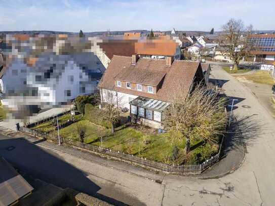 Zweifamilienhaus mit Ausbaupotenzial in ruhiger Lage von Suppingen