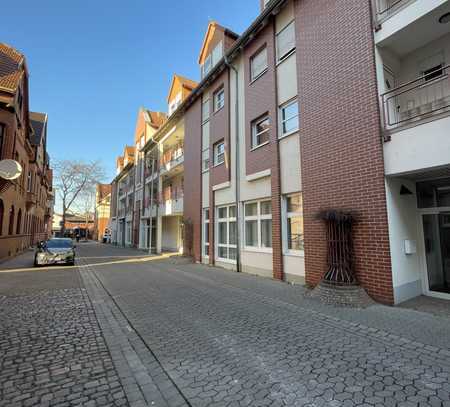 ca. 85 m² 4-Zi.-Maisonette-Wohnung im Stadtzentrum - ruhige Nebenstraße/Spielstraße mit Balkon