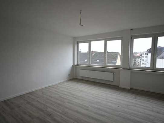 FRISCH RENOVIERT! Modernes Appartement in zentraler Lage!