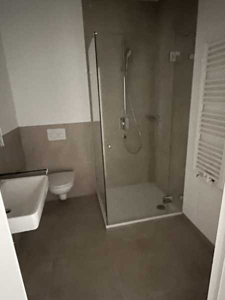 Erstbezug nach Sanierung: Charmante 2-Zi-Wohnung mit Balkon in München-Neuhausen