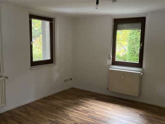 2 Zimmer Wohnung mit Balkon