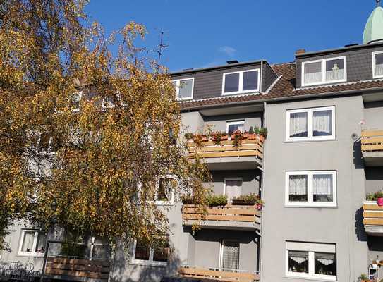 Bochum-Gerthe - gemütliche 2,5-Zimmer-Dachgeschosswohnung mit Ausblick