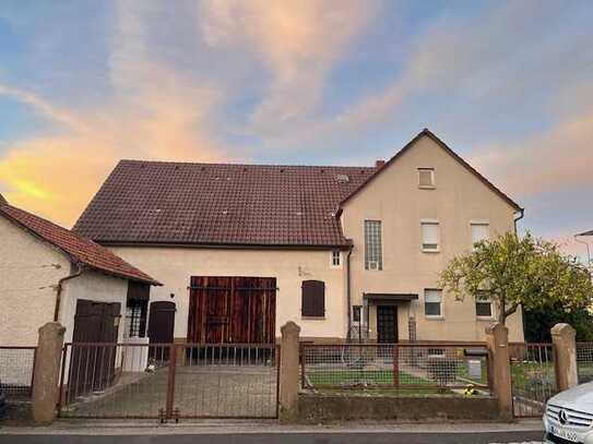 Günstiges 6,5-Bauern-Haus in Lauffen Lauffen am Neckar