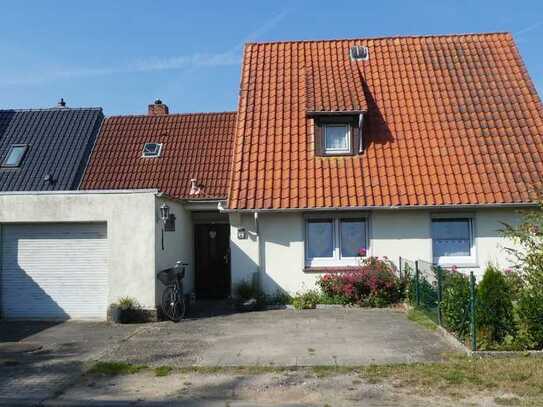 Einfamilienhaus mit Garage in Grube