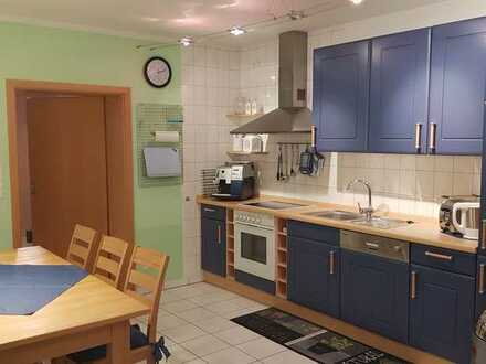 Gepflegte Wohnung und voll möblierte Wohnung mit zwei Zimmern und EBK in Herxheimweyher