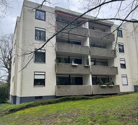 3,5 Zimmer Wohnung mit Einbauküche, Aufzug und großem Balkon in Karlsruhe