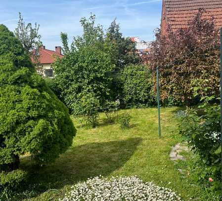 Frisch renovierte 3,5 Zimmerwohnung mit Gartenstück